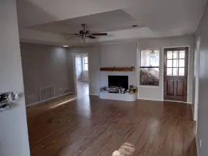 Me'Lahn Green homes – ADU Contractor in Arlington, TX