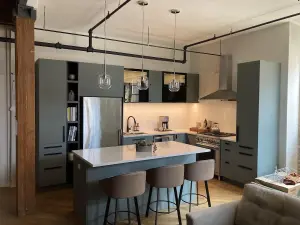 Assembly Squad Remodeling LLC – ADU Contractor in Chicago, IL